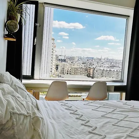 2 Private Bedrooms, Montparnasse Station Alloggio in famiglia *