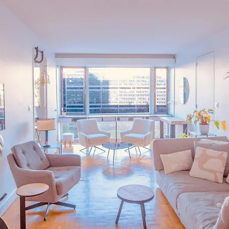 2 Private Bedrooms, Montparnasse Station Alloggio in famiglia Parigi