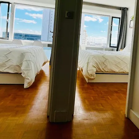 Alloggio in famiglia 2 Private Bedrooms, Montparnasse Station *